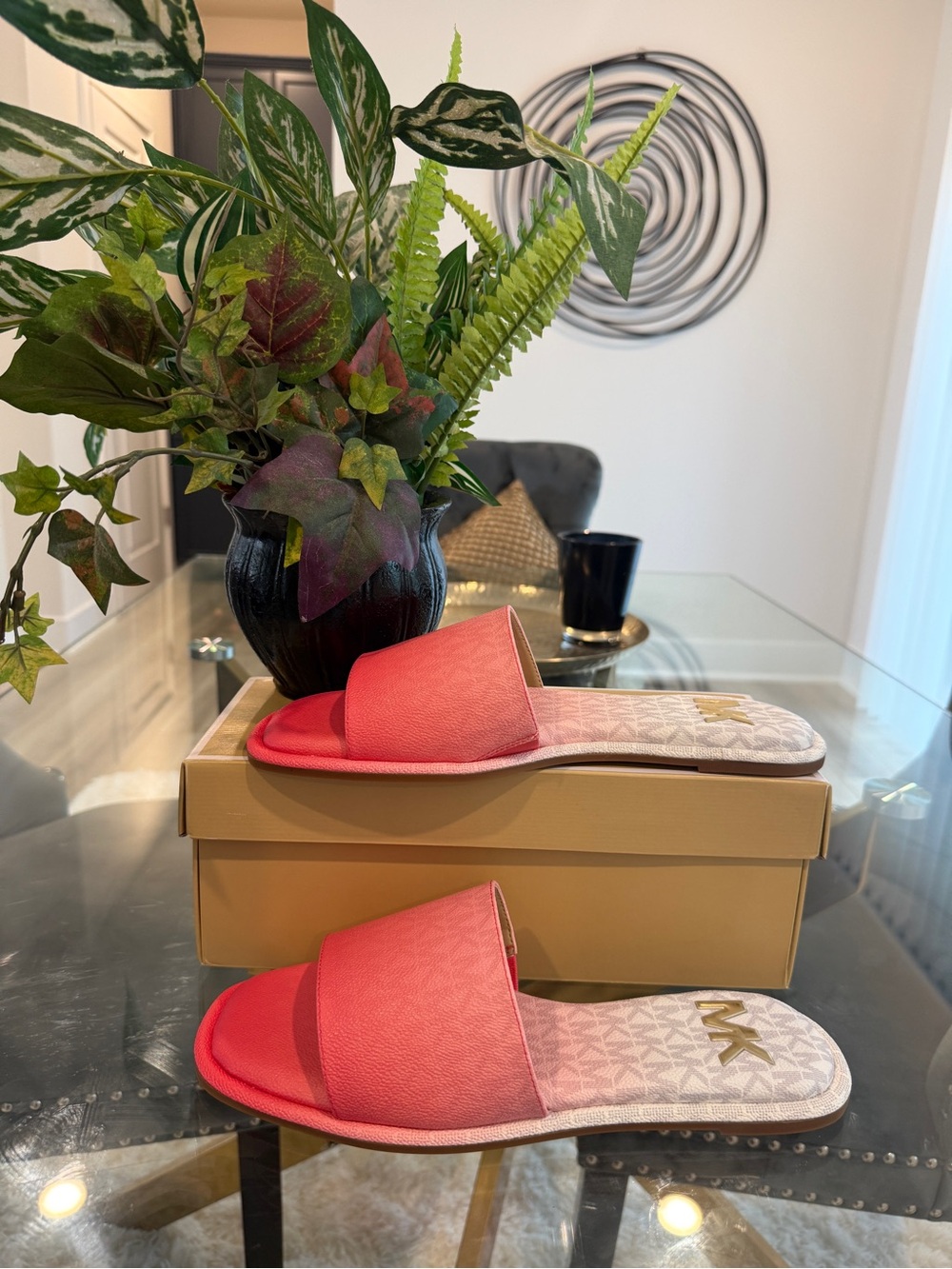 Michael Kors Hayworth Ombré Logo Slides Dahlia Size 10